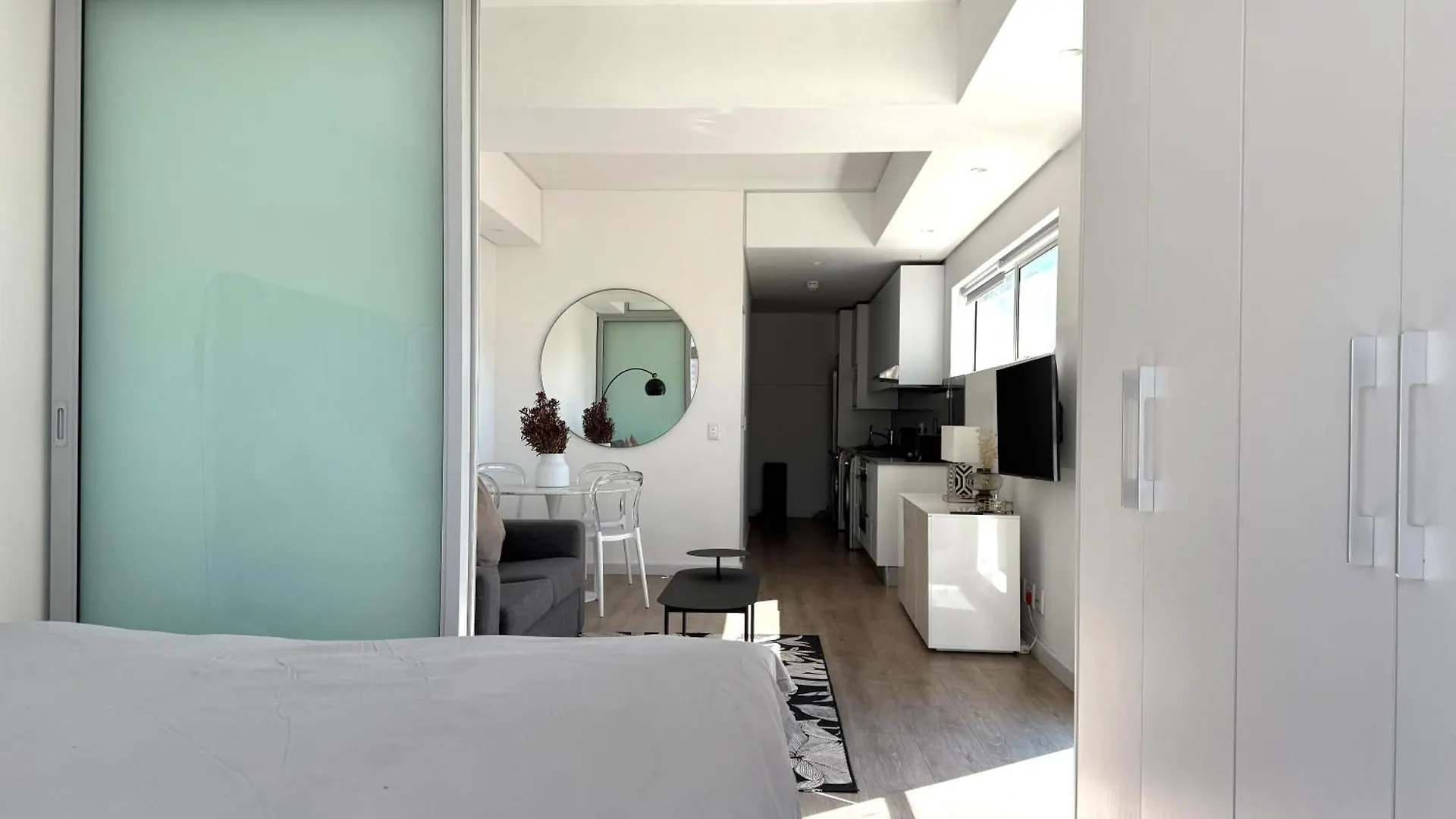 Appartamento Studio Corner Unit In The Heart Of Cbd Città del Capo