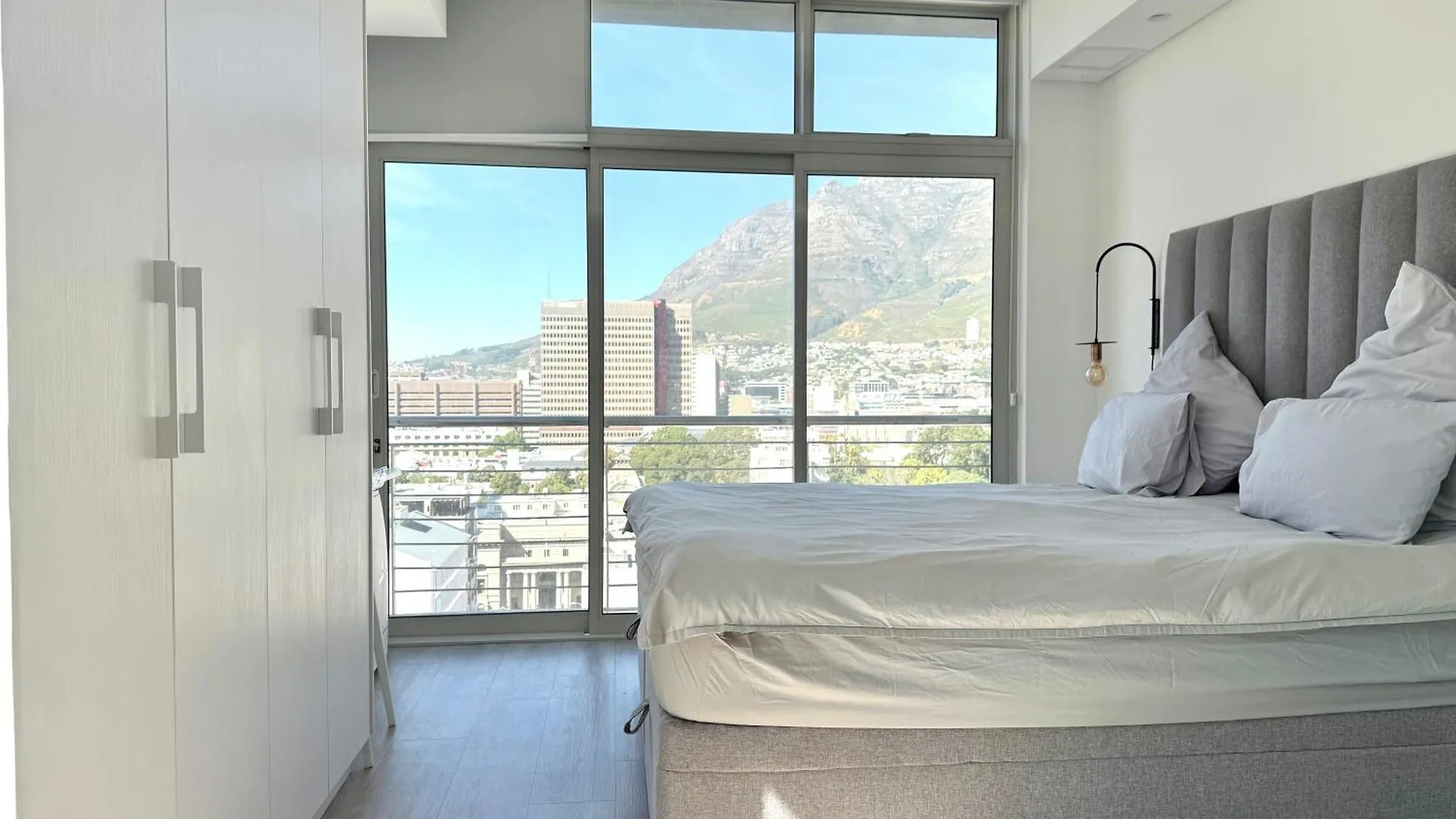 Studio Corner Unit In The Heart Of Cbd Città del Capo 0*,  Sudafrica